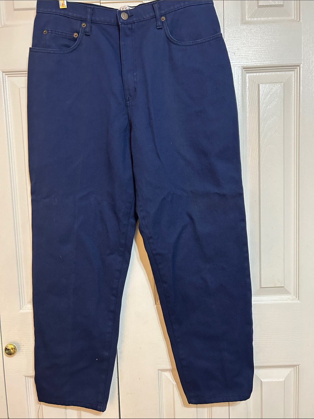 Women’s Straight Leg Pants in Navy
